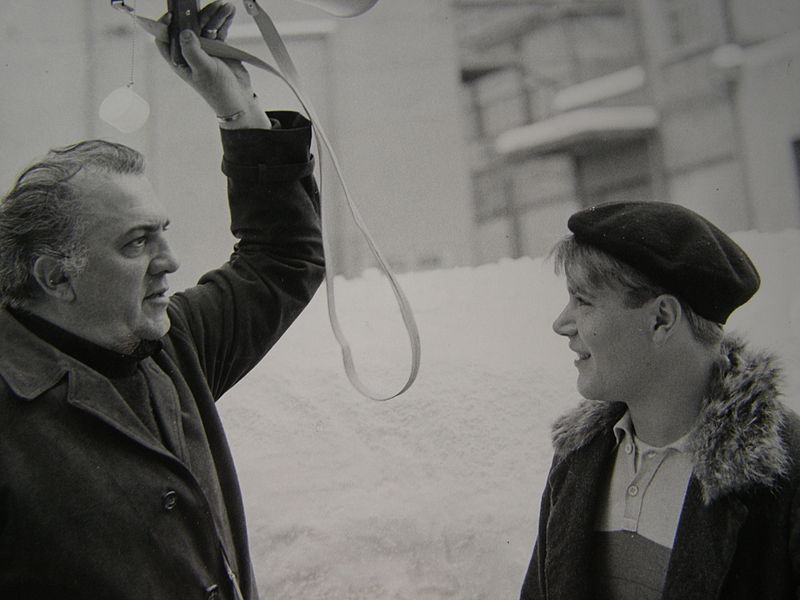 Bruno Zanin con Federico Fellini nel 1973, ai tempi di Amarcord
