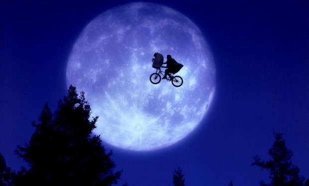 Stasera in tv su Italia 1 E.T. - L'extraterrestre di Steven Spielberg (5)