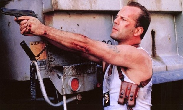 Stasera in tv su Rete 4 Die Hard 3 con Bruce Willis (5)
