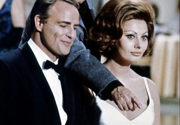 Stasera in tv su Rete 4 La contessa di Hong Kong con Marlon Brando e Sophia Loren (5)