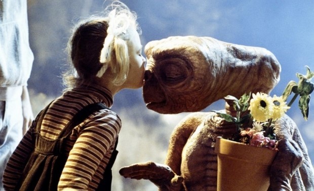 Stasera in tv su Italia 1 E.T. - L'extraterrestre di Steven Spielberg (3)