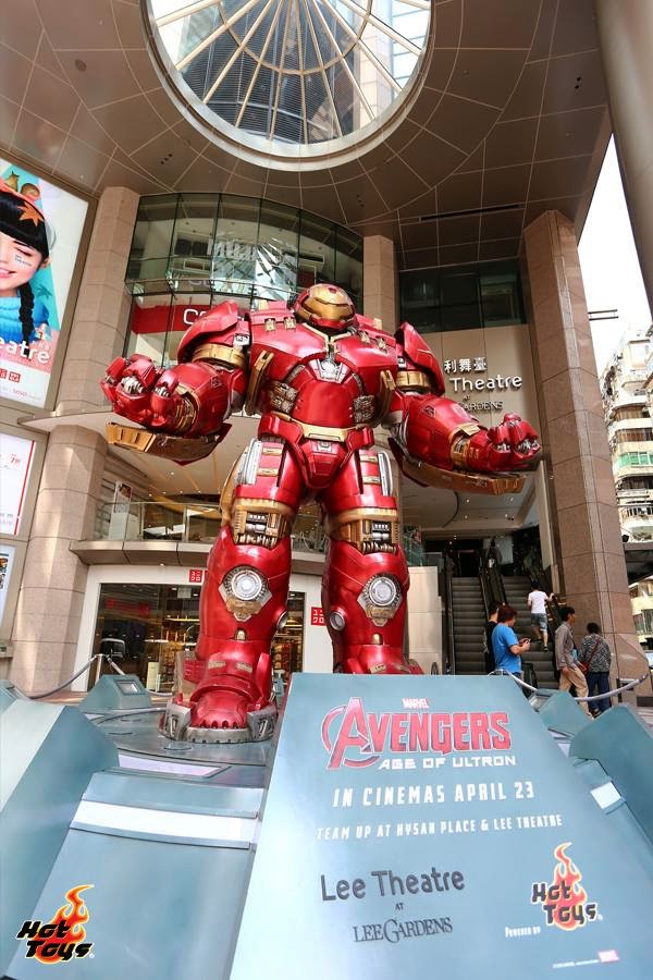 Avengers 2 a Hong Kong la mostra Hot Toys con l'Hulkbuster da 3 metri (foto e video) (1)