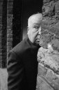 Alfred Hitchcock: 26 foto curiose