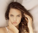 Angelina Jolie a 16 anni: nuove foto