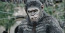 Apes Revolution - Il pianeta delle scimmie: nuova locandina e foto del sequel di Matt Reeves