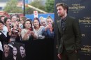 Breaking Dawn 2: Robert Pattinson incontra i fan