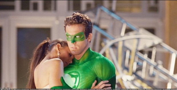 Stasera in tv su Italia 1 Lanterna Verde con Ryan Reynolds (10)