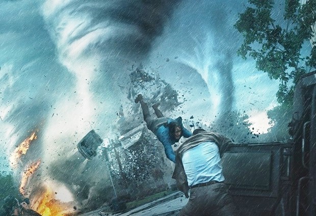 Into the Storm nuovo trailer e locandine dell'action-thriller con tornado (3)