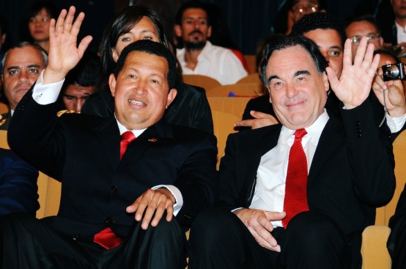 Hugo Chavez e Oliver Stone, South Of The Border, Red Carpet  66th Venice Film, 07 set 2009, Pascal Le Segretain, Getty Images