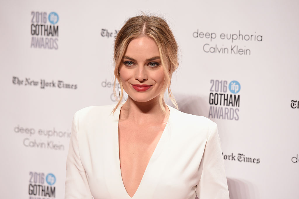 NEW YORK, NY - NOVEMBER 28: Margot Robbie attends IFP's 26th Annual Gotham Independent Film Awards at Cipriani, Wall Street on November 28, 2016 in New York City. (Photo by Matthew Eisman/Getty Images for IFP)