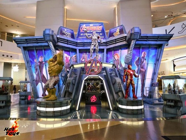 Avengers 2 a Hong Kong la mostra Hot Toys con l'Hulkbuster da 3 metri (foto e video) (4)