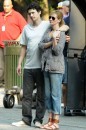 Julia Roberts e James Franco sul set di Eat, Pray, Love - fotogallery