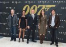 Skyfall: il regista Sam Mendes, Naomie Harris, Daniel Craig, Bernice Marlohe e Javier Bardem