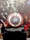The Avengers 2: foto degli oggetti di scena in mostra al Comic-Con 2014